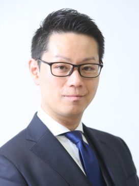 笑顔の小津 遥
