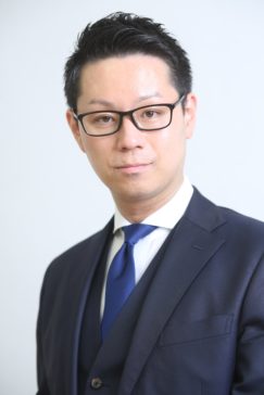 小津 遥