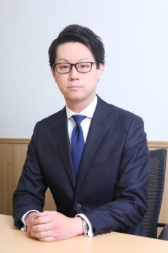 小津 遥